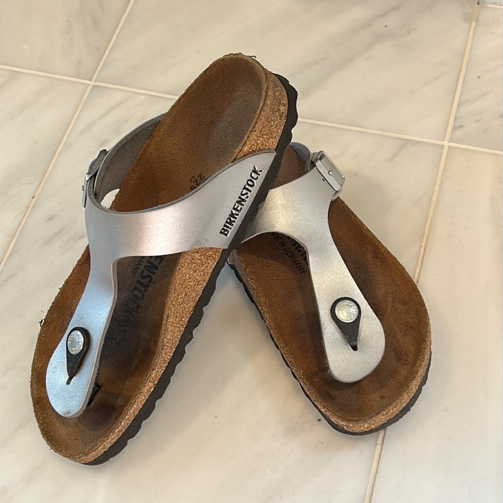 Birkenstock Gizeh Silver Sandals Gem